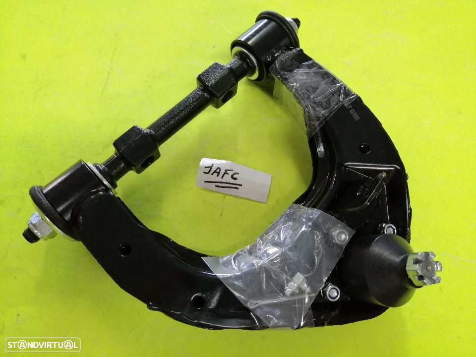 Braços superiores Mitsubishi Pajero II 1990-1999 - 1