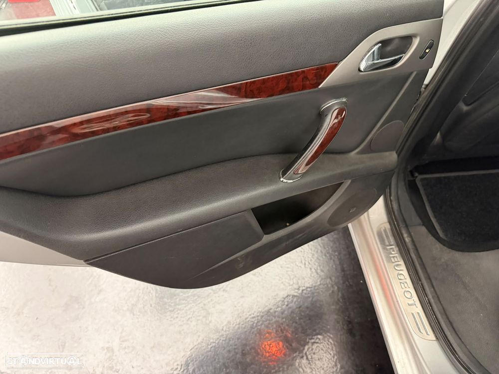 Peugeot 407 SW HDi 110 - 12