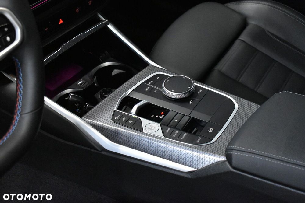 BMW Seria 3 - 21