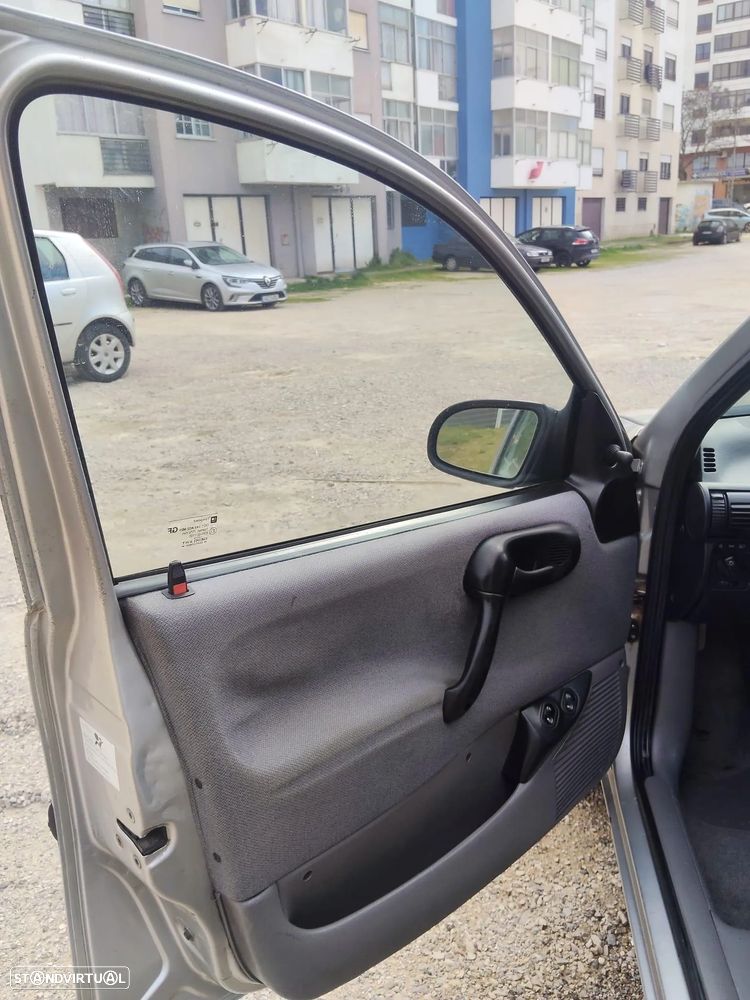 Opel Corsa 1.5 TD - 7