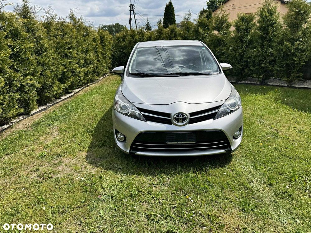 Toyota Verso 1.6 D-4D Premium 7os - 10