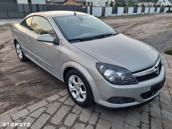 Opel Astra TwinTop 1.8 Enjoy