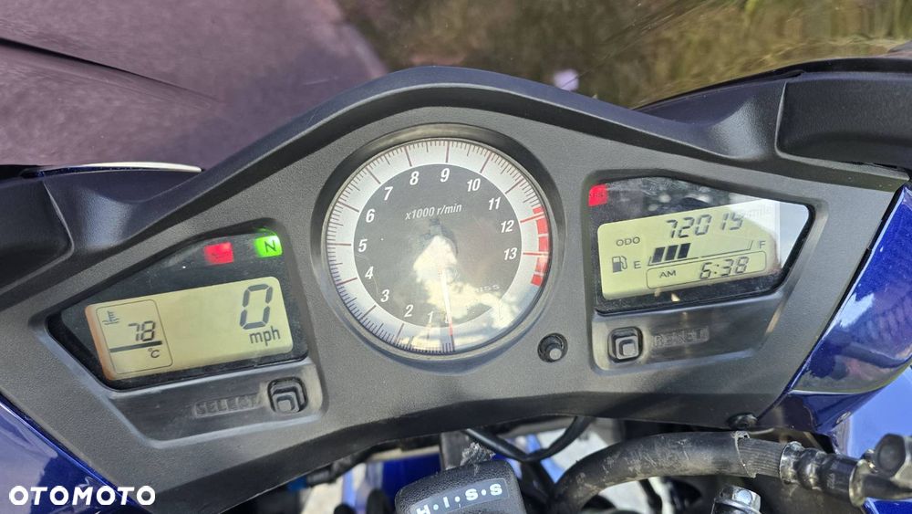 Honda VFR - 15