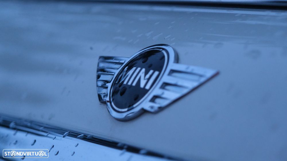 MINI 3 Portas Cooper D - 16