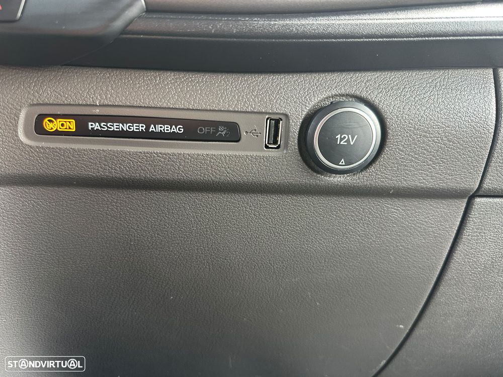 Ford Transit Custom 2.0 TDCi L1H1 Caix-Automática - 27