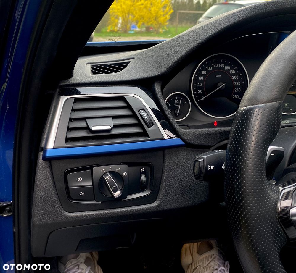 BMW Seria 3 - 23