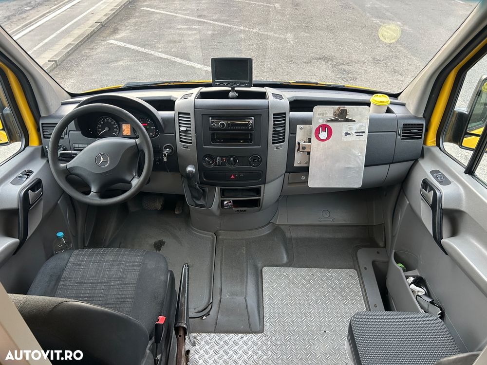 Mercedes-Benz Sprinter - 7