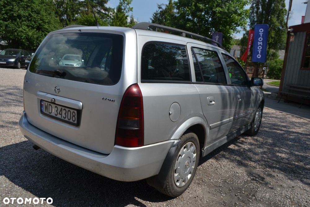 Opel Astra - 4
