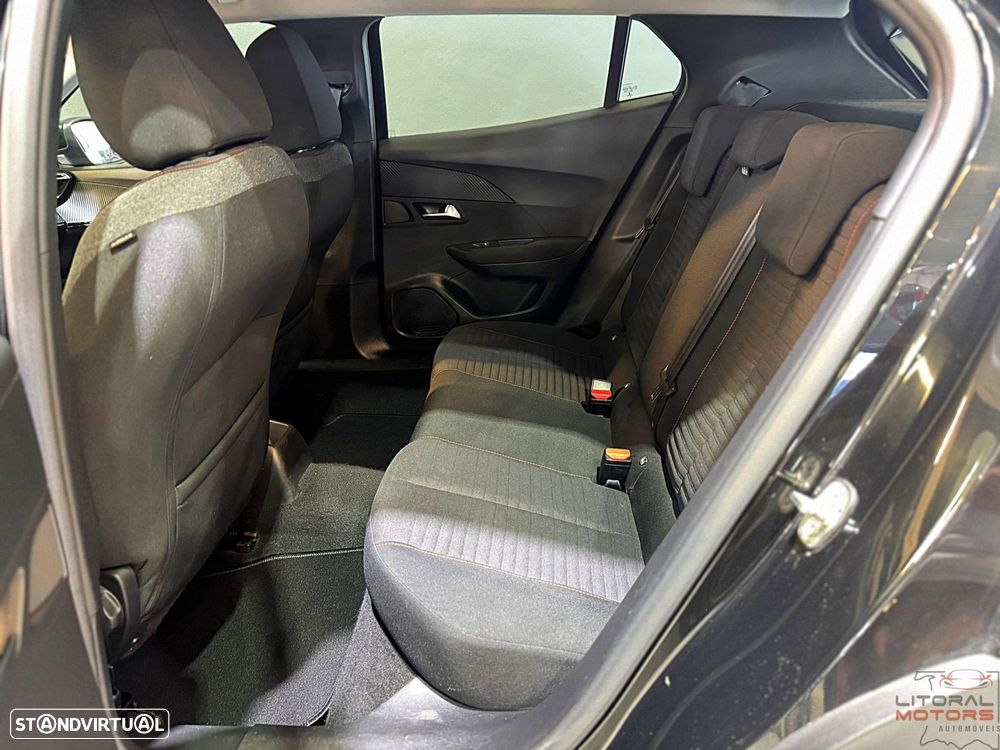 Peugeot 2008 1.2 PureTech Active - 16