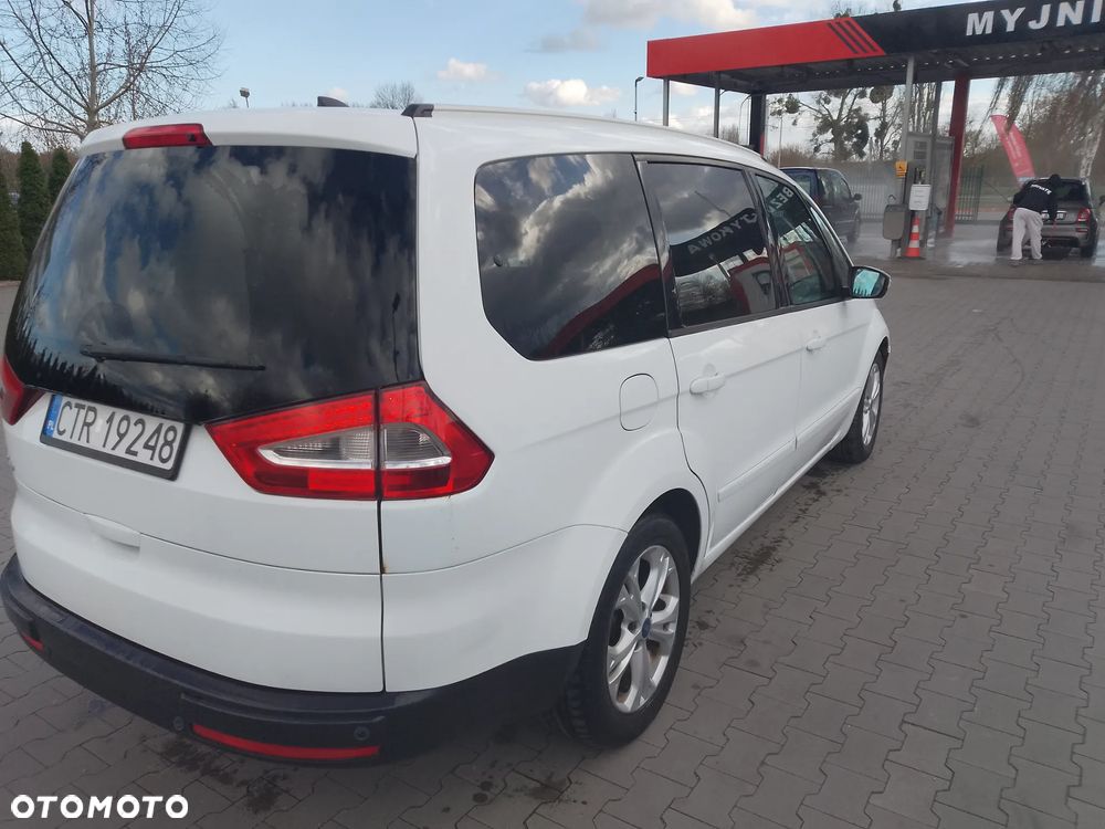 Ford Galaxy 2.0 TDCi Ambiente - 12