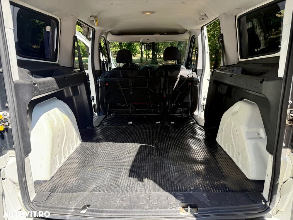 Fiat Doblo 1.6 Mjet Combi Maxi Confort - 8