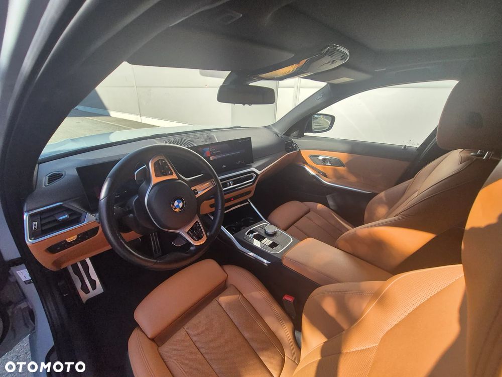 BMW Seria 3 M340i xDrive mHEV sport - 9