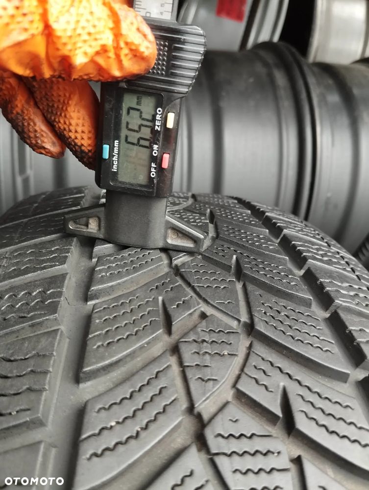 Goodyear ULTRAGRIP PERFORMANCE + SUV 225 60 18 104 V 3PMSF 2szt - 4