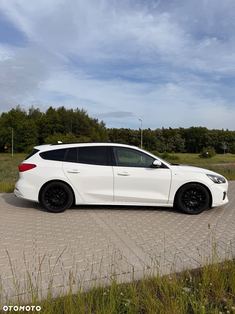 Ford Focus 1.5 EcoBlue STart-Stopp-System ST-LINE - 5