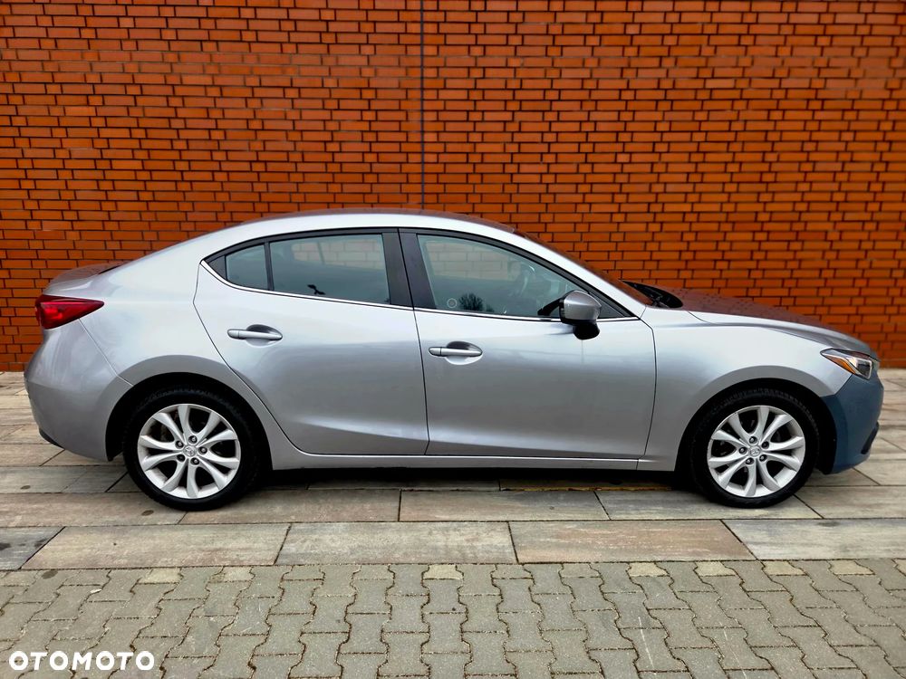 Mazda 3 - 15