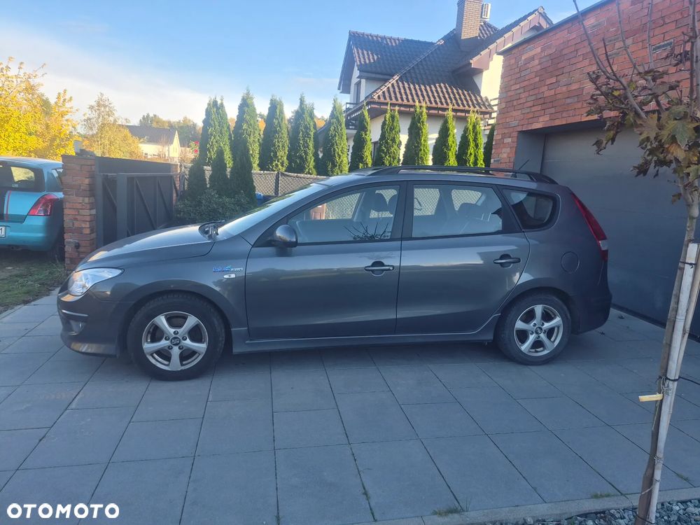 Hyundai I30 2010 photo 3