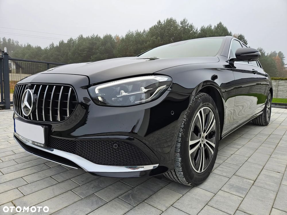 Mercedes-Benz Klasa E 220 d 4-Matic 9G-TRONIC - 16