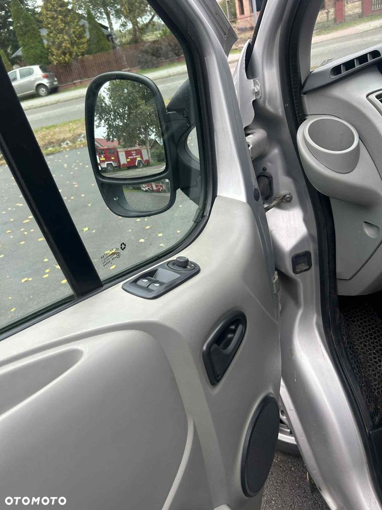 Opel Vivaro - 16