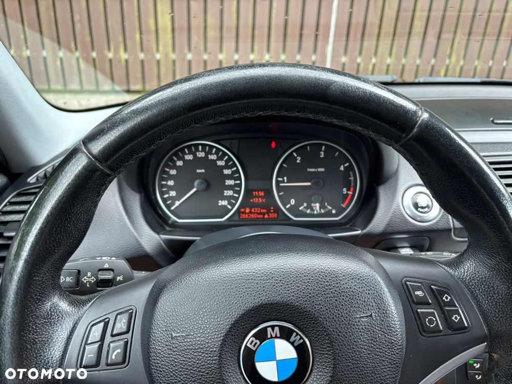BMW Seria 1 118d xDrive Urban Line - 12