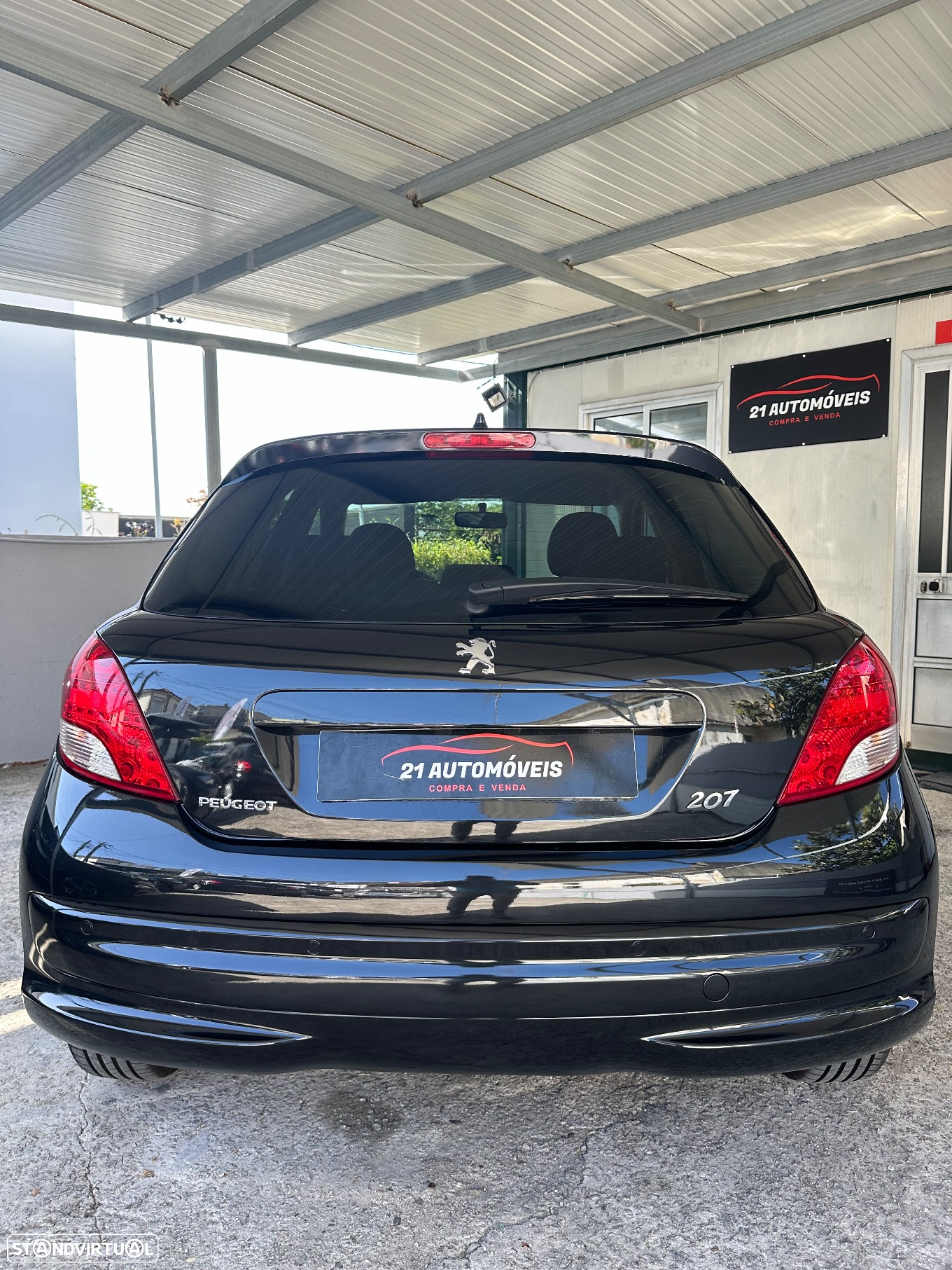 Peugeot 207 1.4 16V SE Sportium - 11