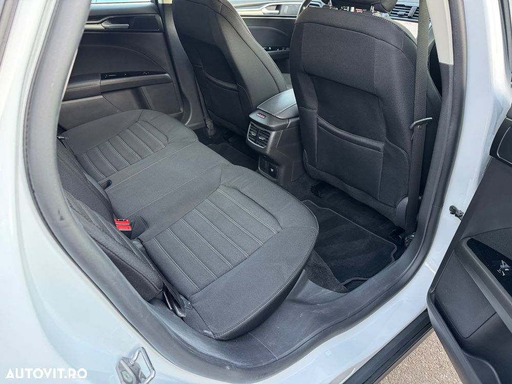 Ford Mondeo 2.0 EcoBlue Business Edition - 38