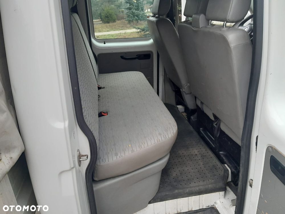 Volkswagen T 5 - 15
