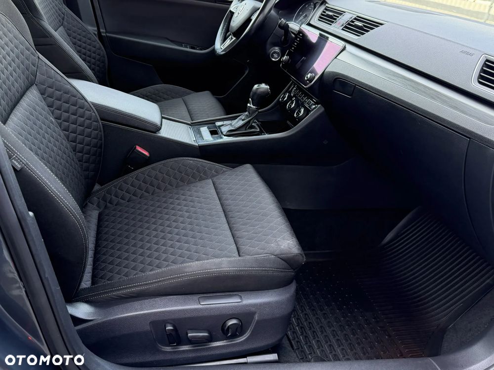 Skoda Superb 2.0 TDI Style DSG - 27
