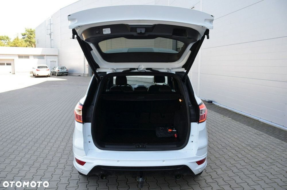 Ford Kuga - 18