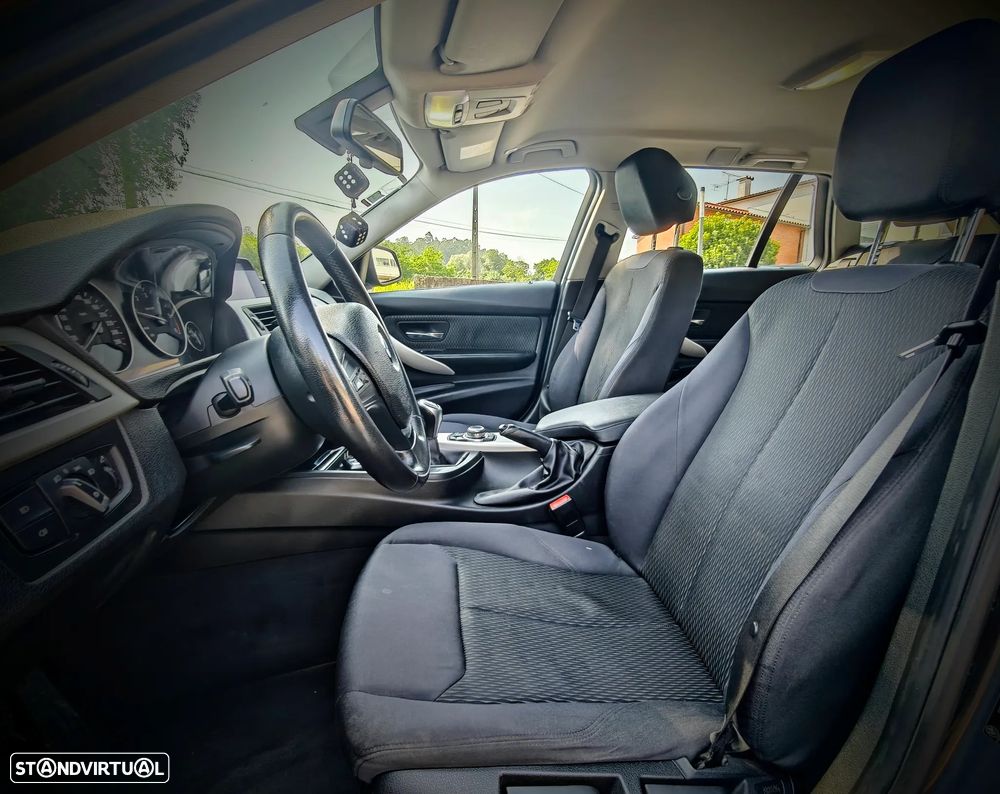 BMW 320 d Pack M - 21