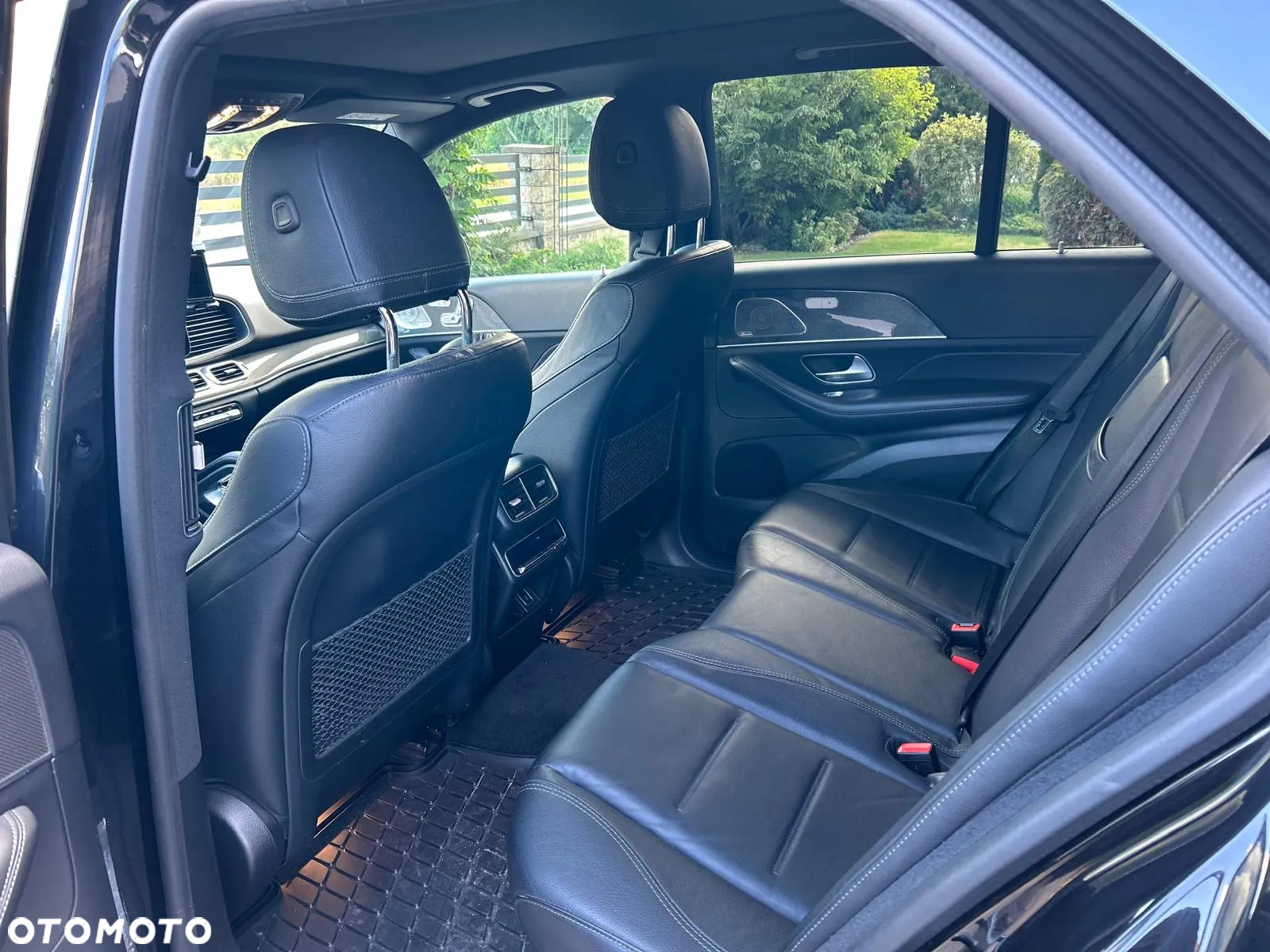 Mercedes-Benz GLE 300 d 4-Matic - 11