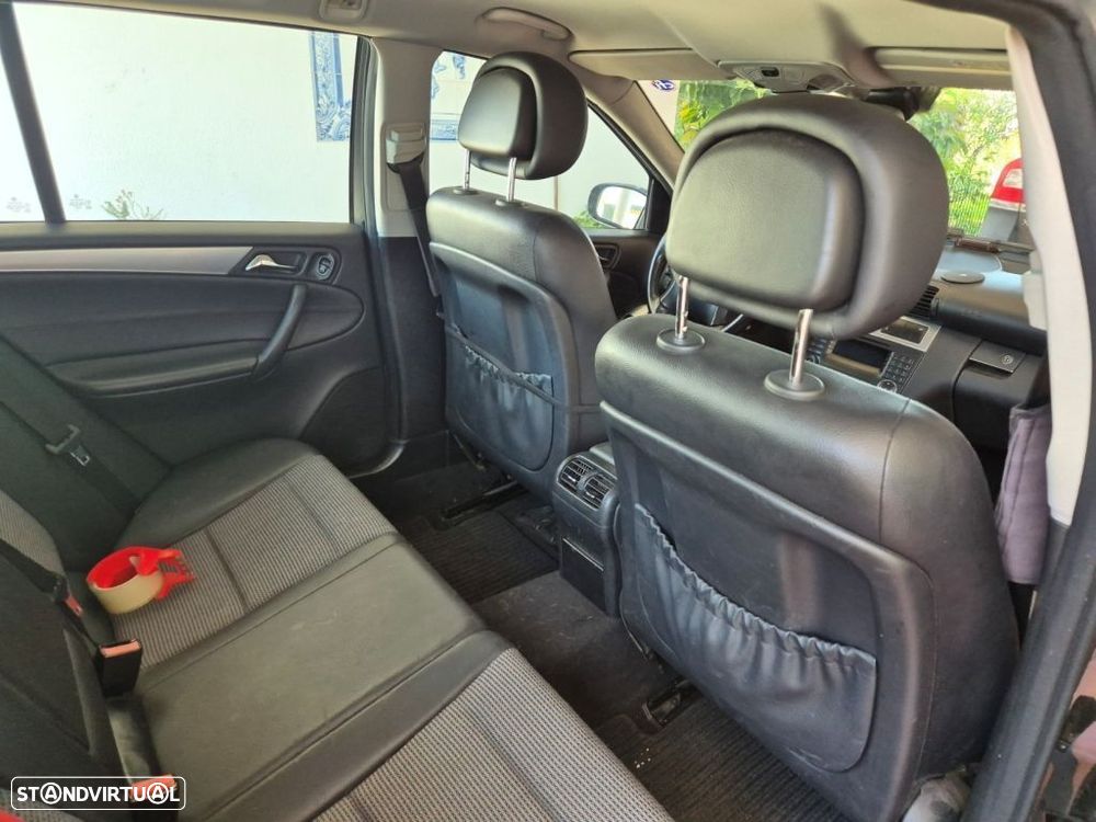 Mercedes-Benz C 220 CDI Auto Avantgarde - 17