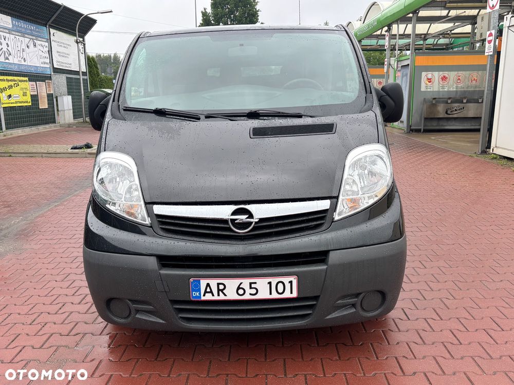 Opel Vivaro - 2