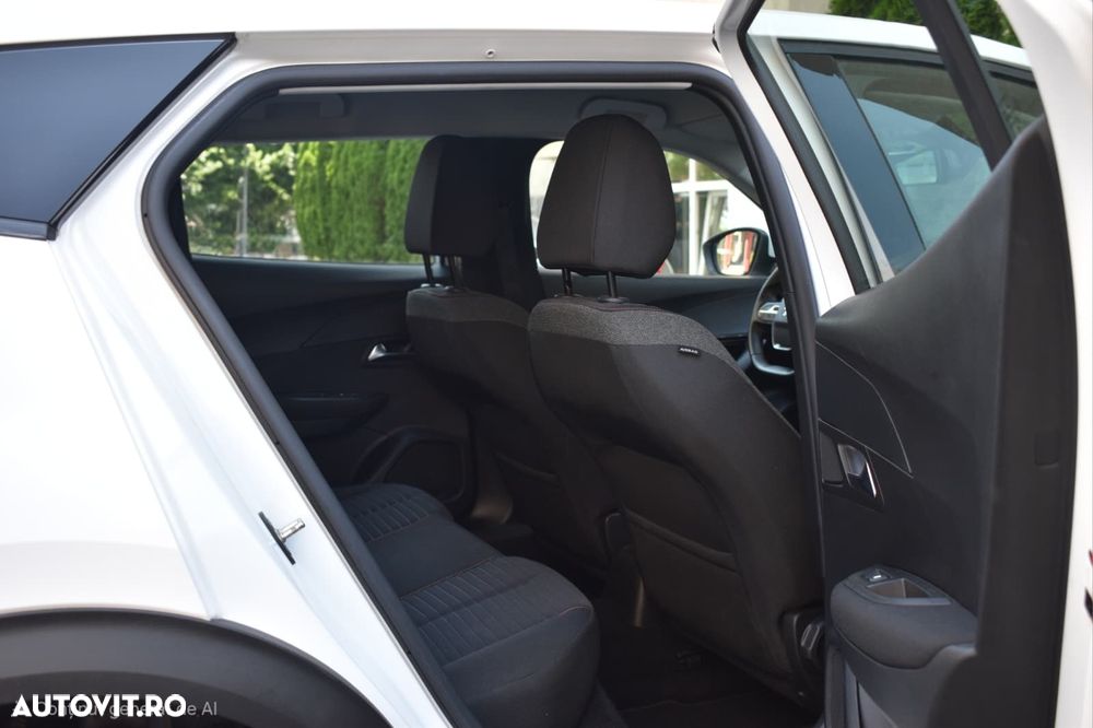 Peugeot 2008 - 9