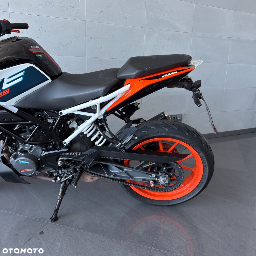 KTM Duke 125 - 11