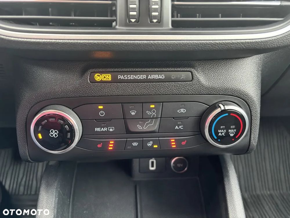 Ford Focus 1.5 EcoBoost Trend Edition Business - 20