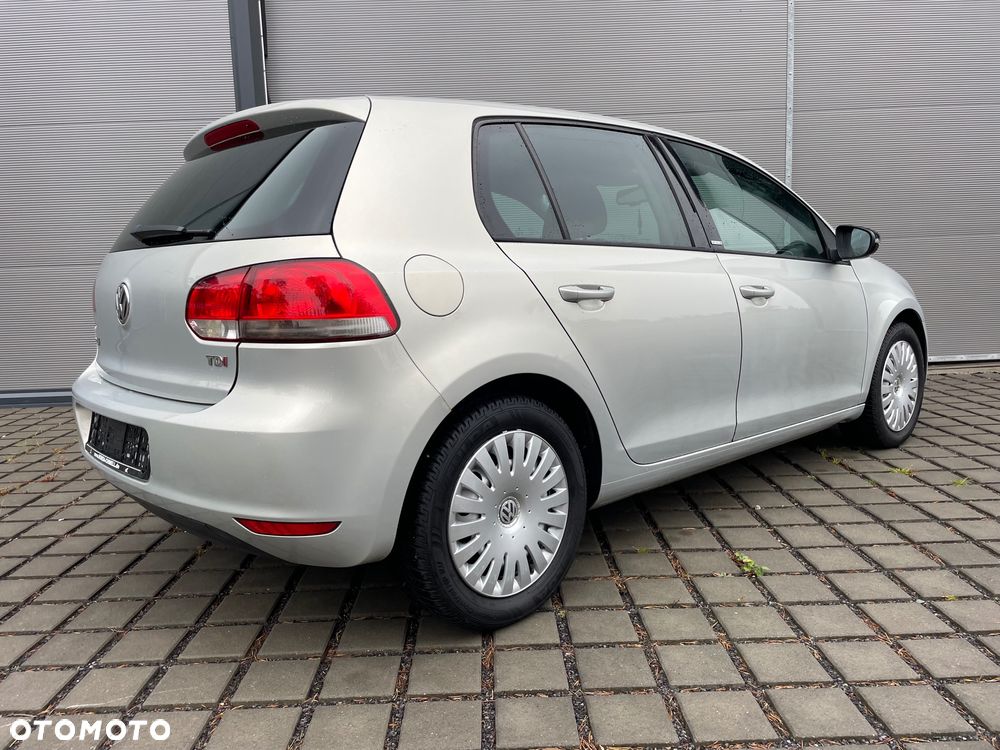 Volkswagen Golf 1.6 TDI DPF BlueMotion Technology Style - 16