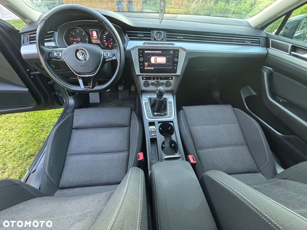 Volkswagen Passat 2.0 TDI BMT Comfortline - 9
