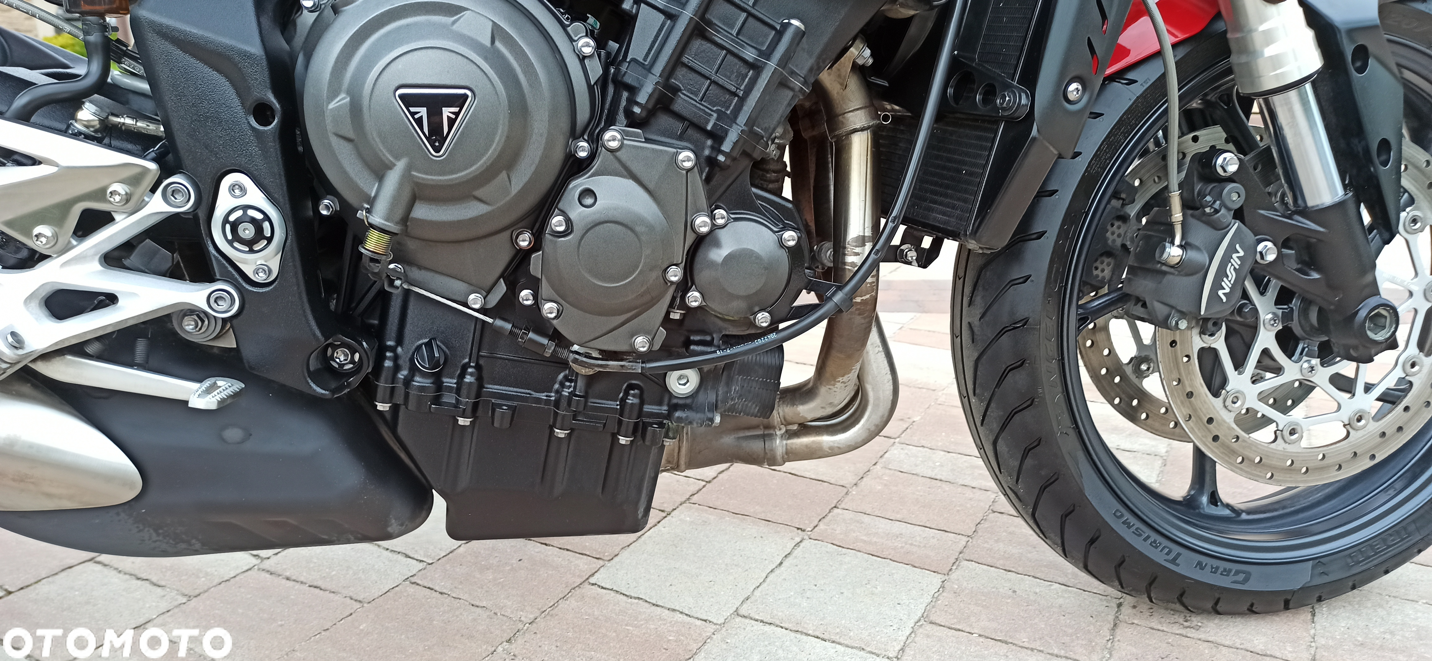 Triumph Street Triple - 23