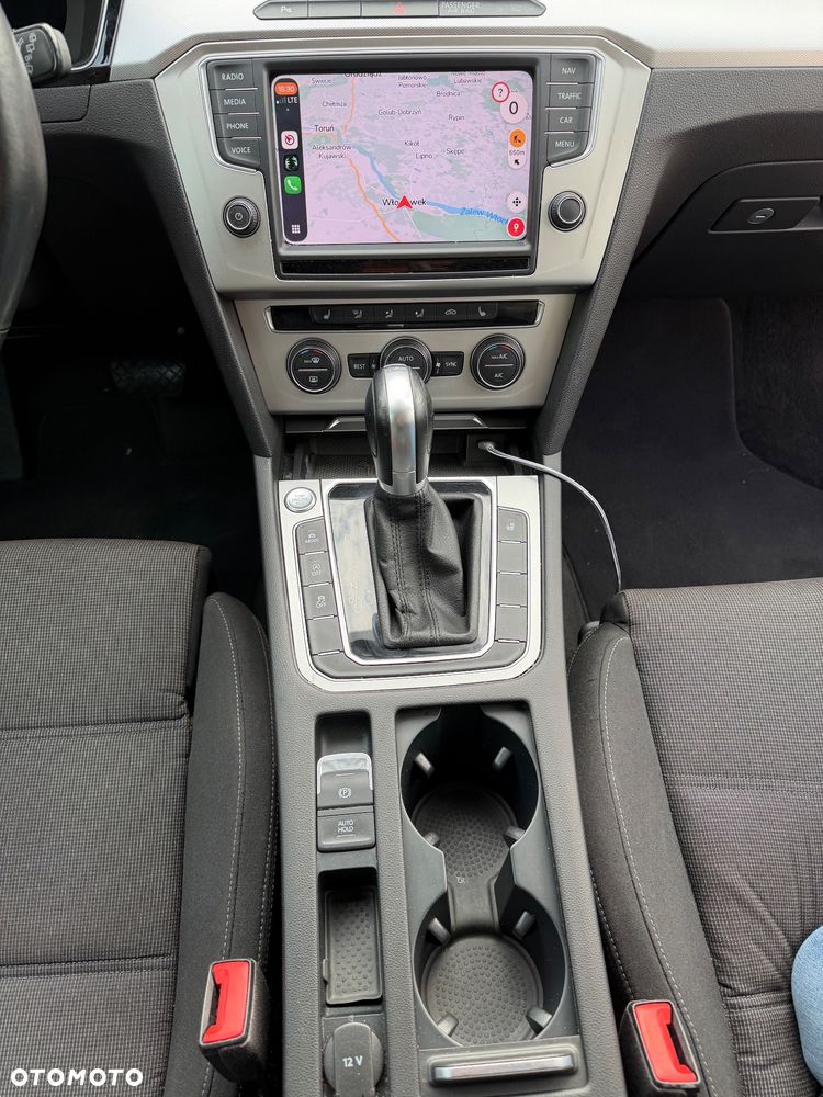 Volkswagen Passat 2.0 TDI SCR (BlueMotion Technology) DSG Comfortline - 14