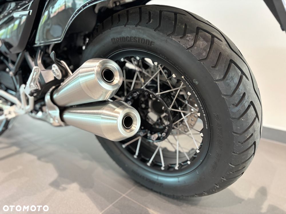 BMW R - 8
