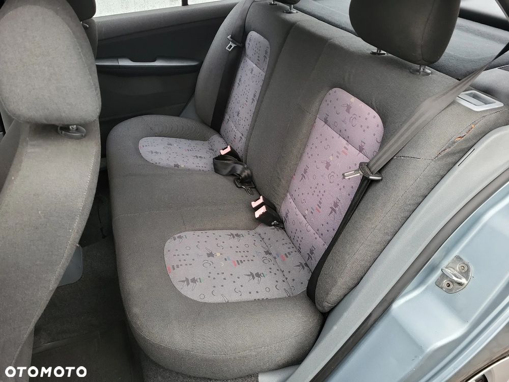 Skoda Fabia 1.4 16V Style Edition - 29