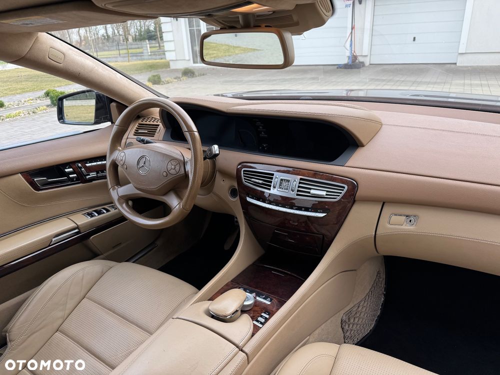 Mercedes-Benz CL 63 AMG 7G-TRONIC - 13