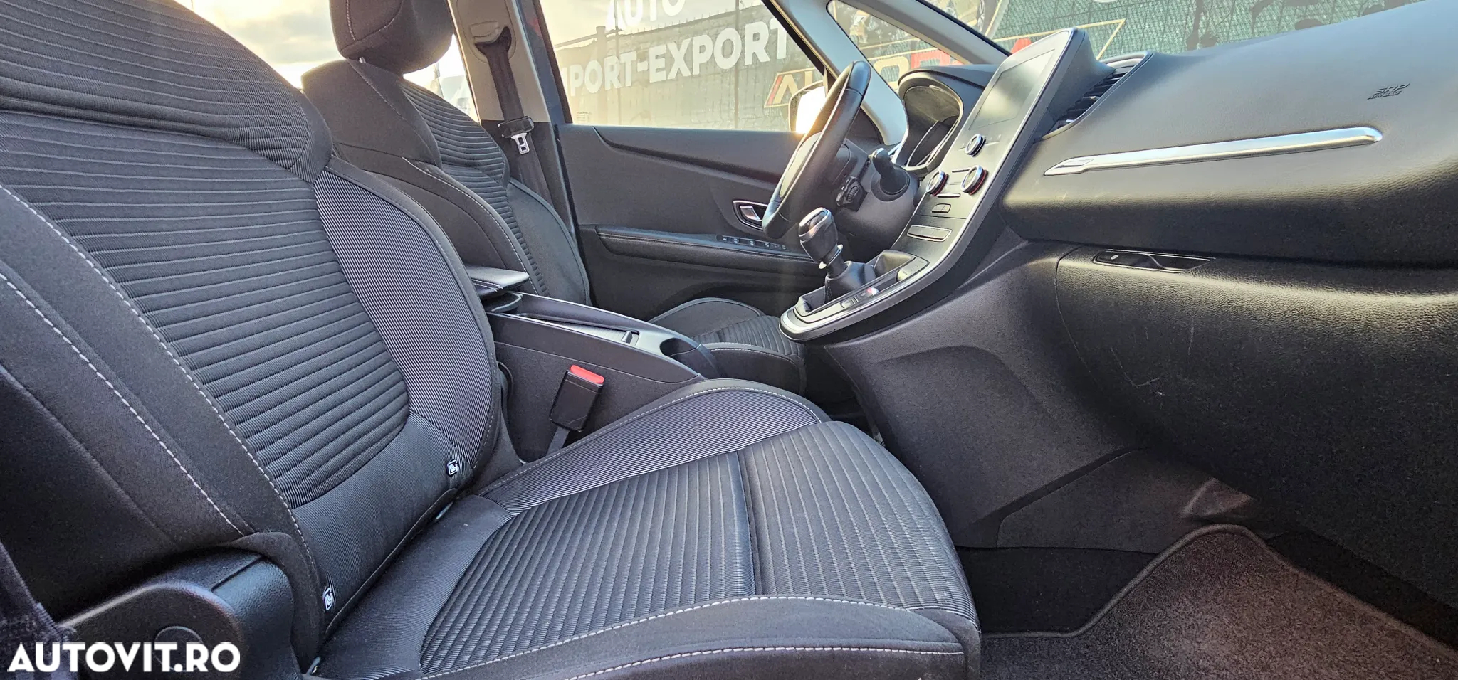 Renault Scenic ENERGY dCi 130 INTENS - 10