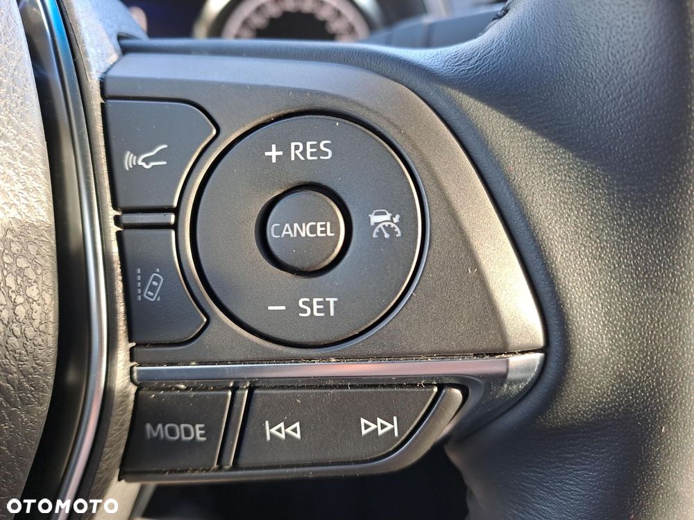 Toyota Camry 2.5 Hybrid Comfort CVT - 21