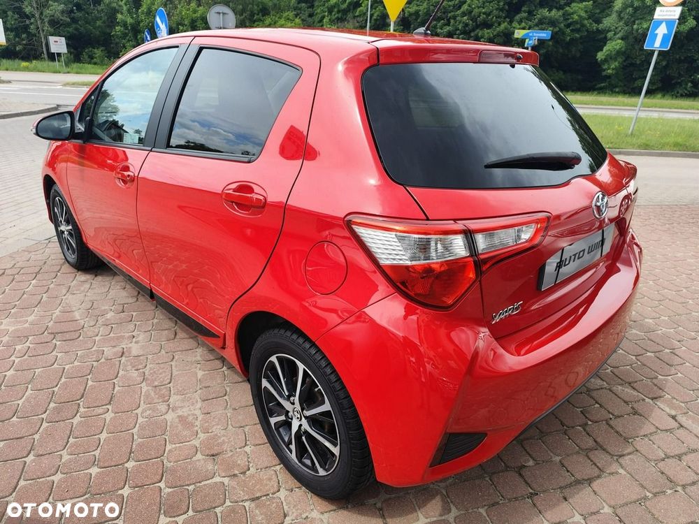 Toyota Yaris 1.5 Premium - 9