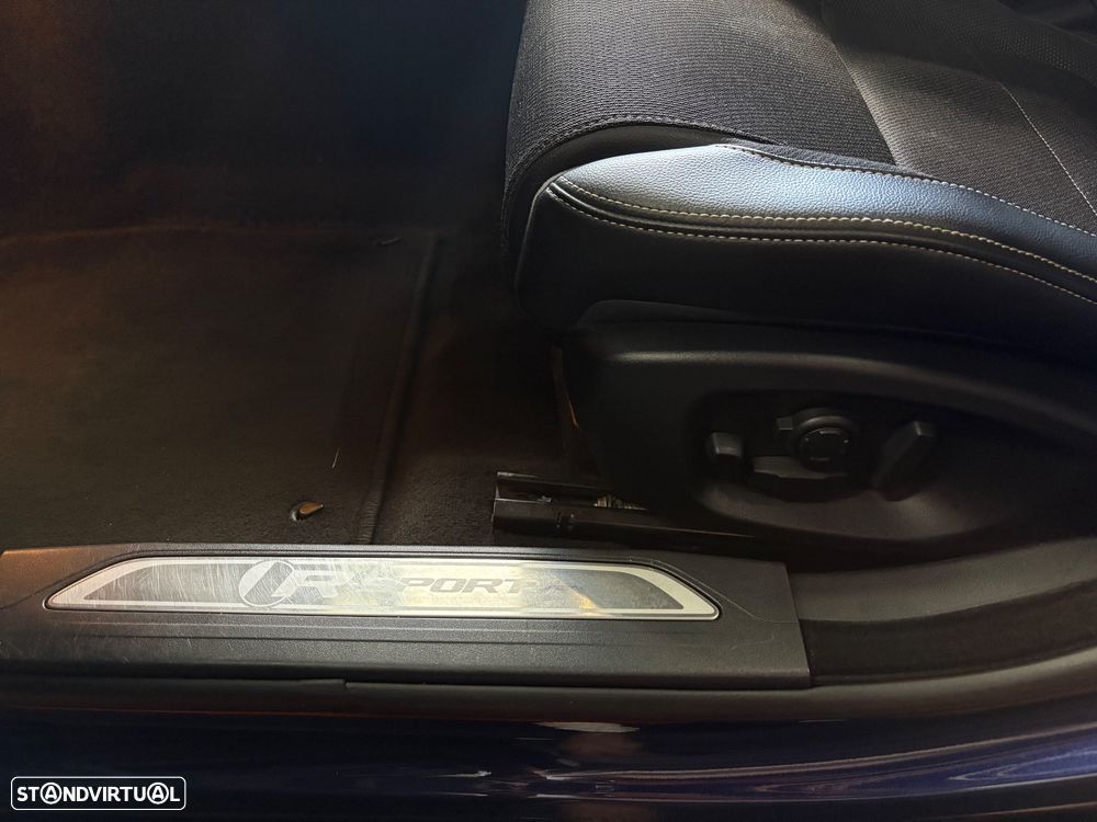 Jaguar XE 20d Aut. R-Sport - 36
