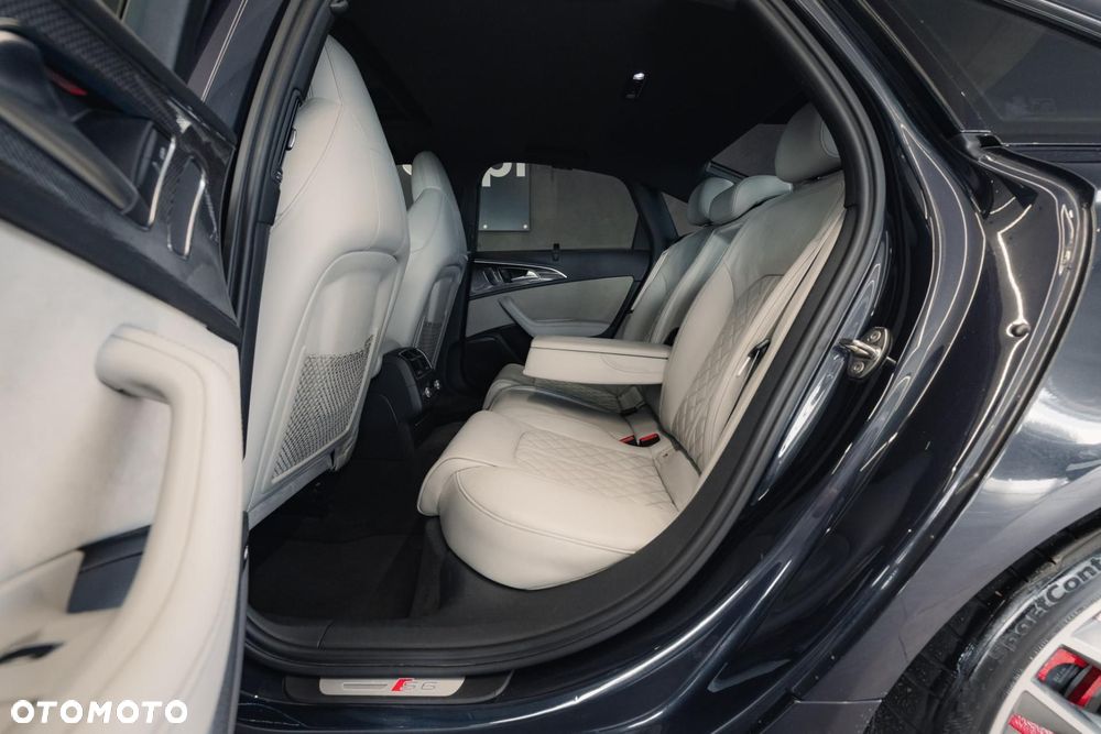 Audi S6 Limousine - 15