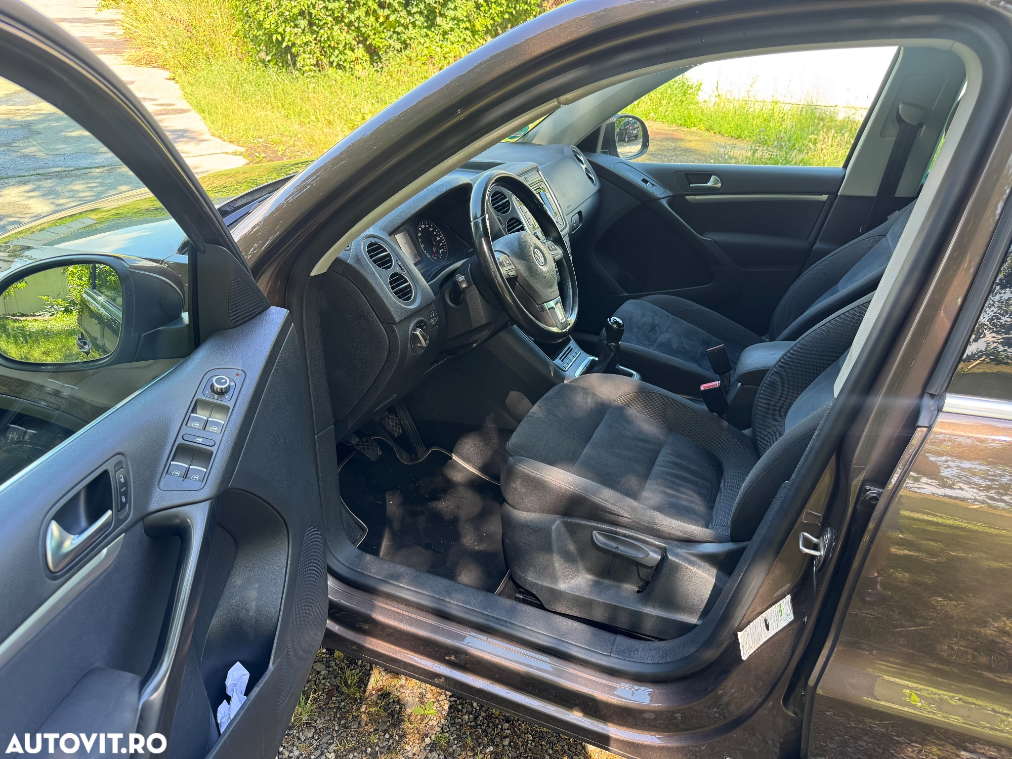 Volkswagen Tiguan 2.0 TDI 4Motion Sport & Style - 11