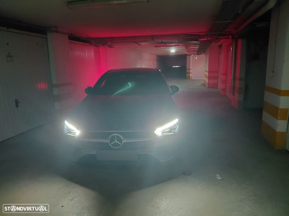 Mercedes-Benz CLA 180 d Shooting Brake AMG Line Aut. - 32