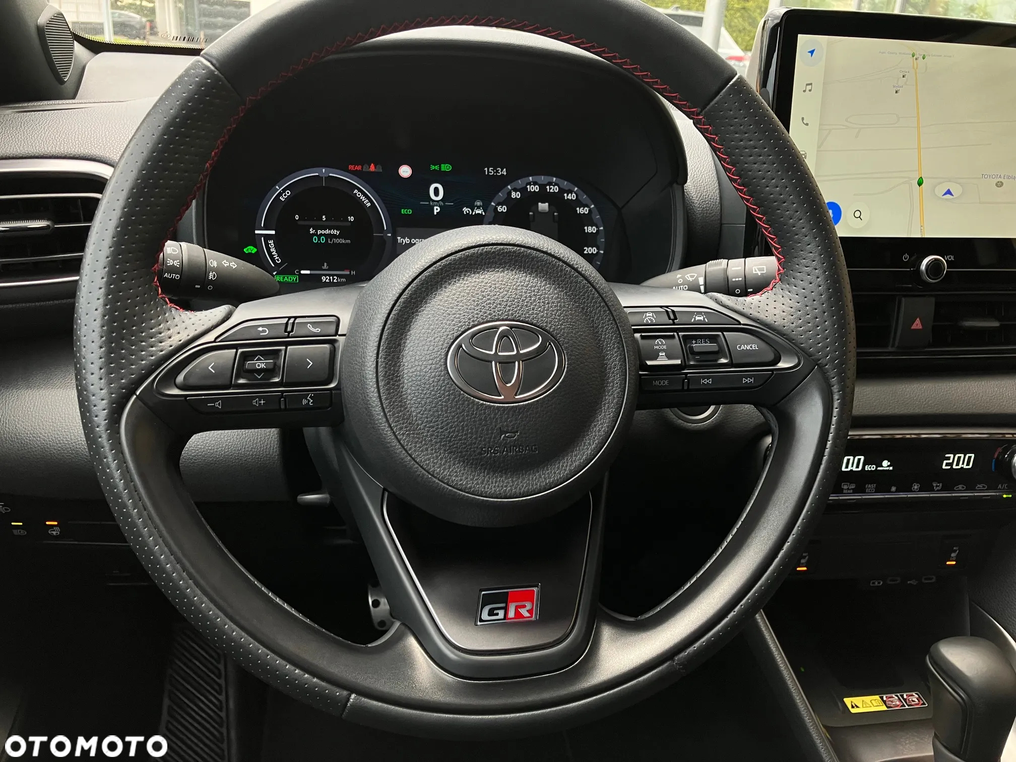 Toyota Yaris Hybrid 1.5 GR Sport - 23